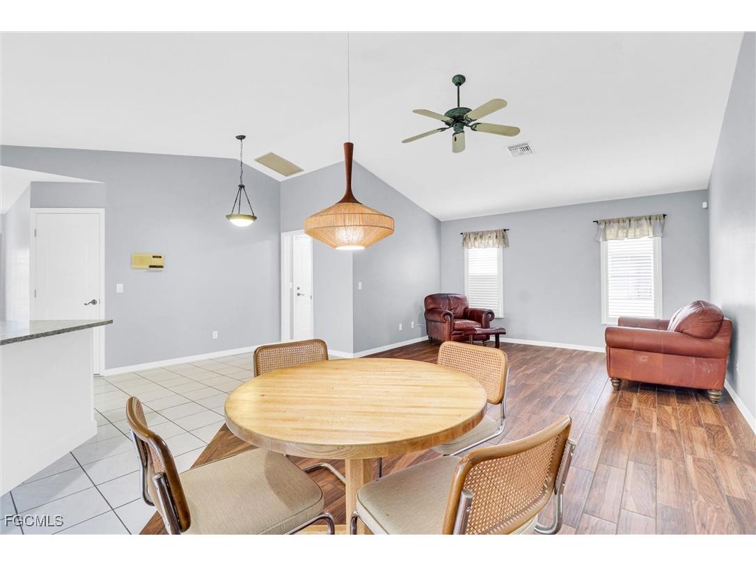 123 SE 29th Terrace Cape Coral FL 33904 2025018475 image9