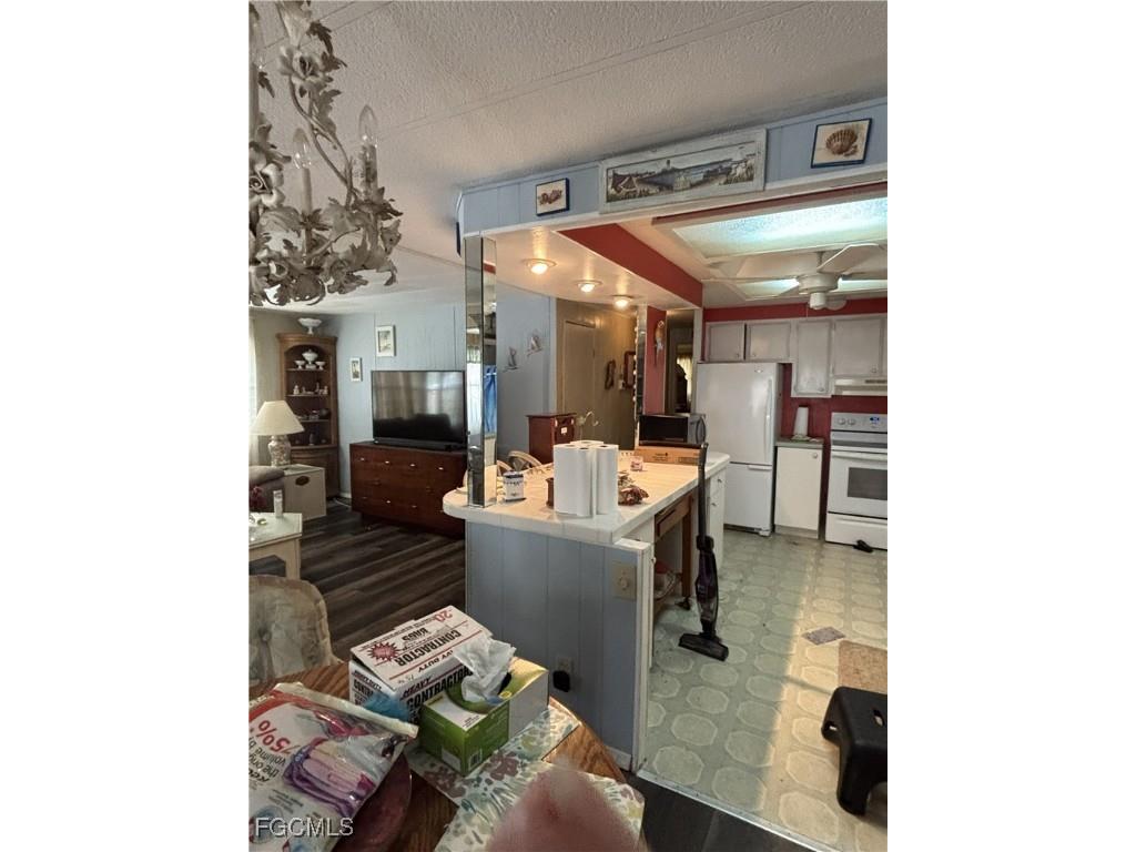 123 Torch Lane North Fort Myers FL 33917 2025019325 image10