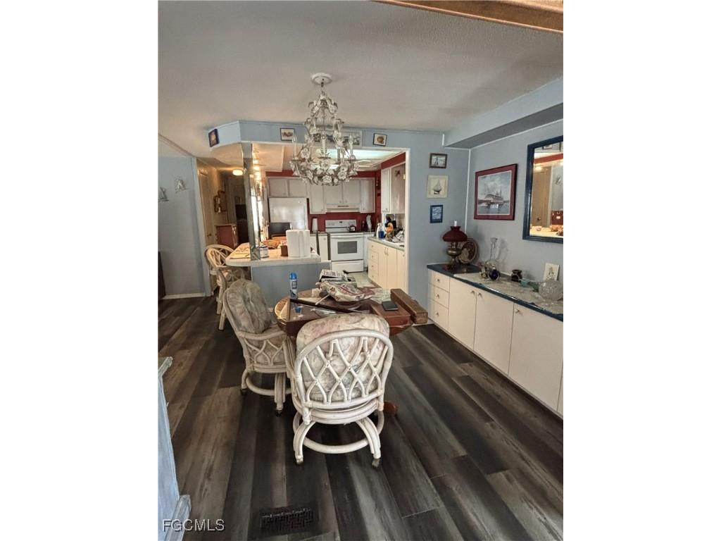 123 Torch Lane North Fort Myers FL 33917 2025019325 image11