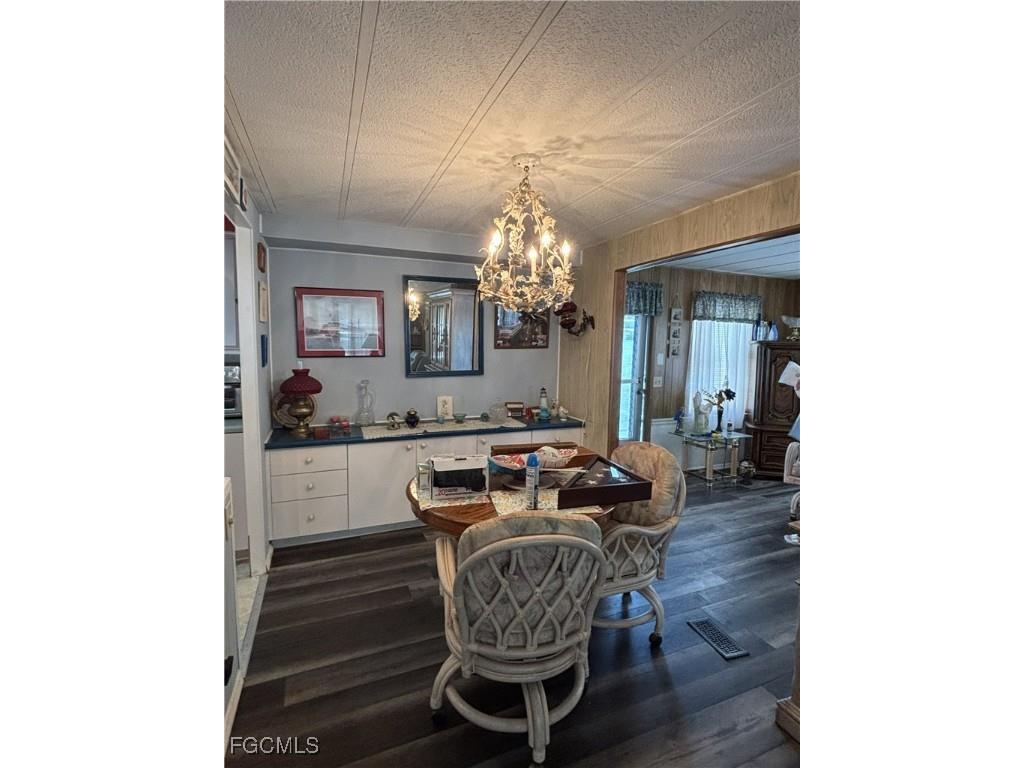 123 Torch Lane North Fort Myers FL 33917 2025019325 image12