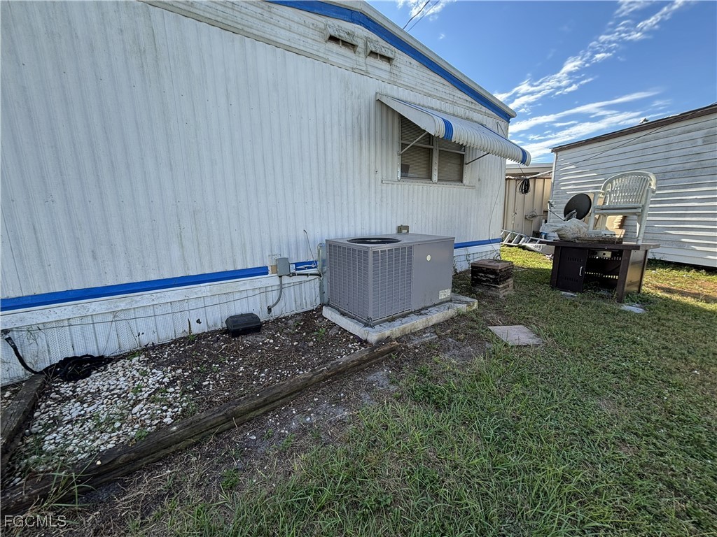 123 Torch Lane North Fort Myers FL 33917 2025019325 image24