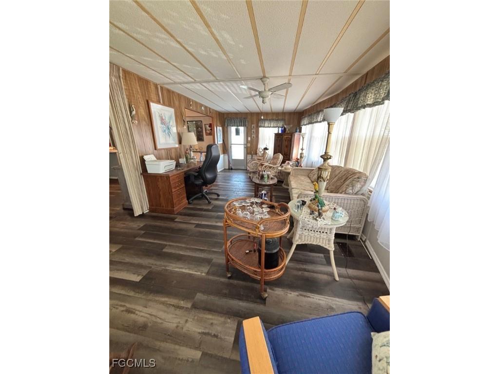 123 Torch Lane North Fort Myers FL 33917 2025019325 image5