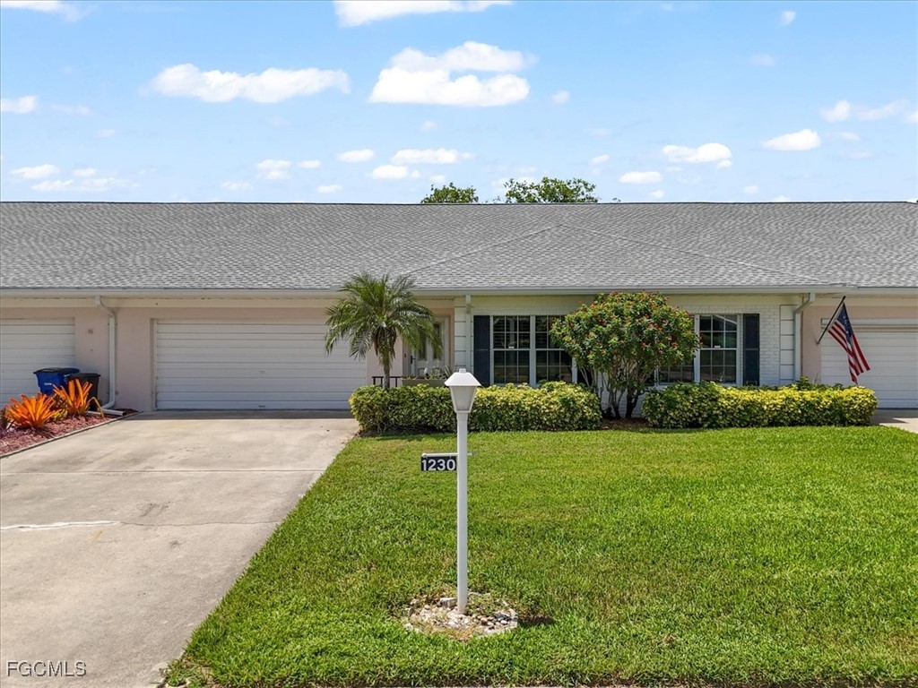 1230 Arcola Drive Fort Myers FL 33919 2025005094 image1