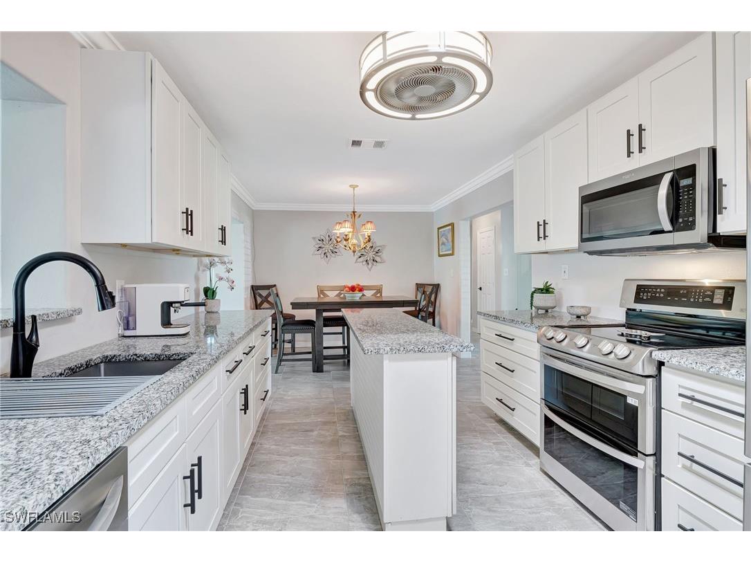 1230 Betmar Boulevard North Fort Myers FL 33903 225034357 image8