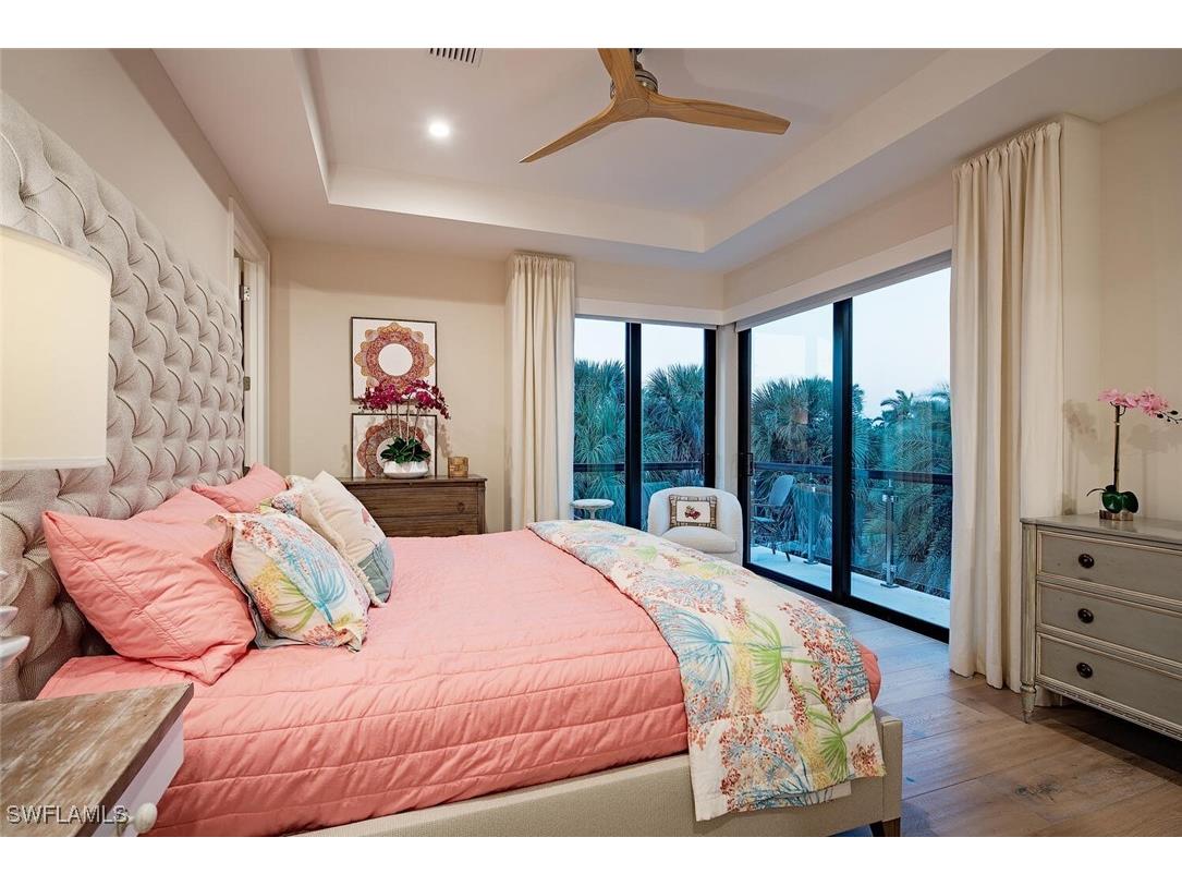 1230 Gulf Shore Boulevard S Naples FL 34102 225079910 image18