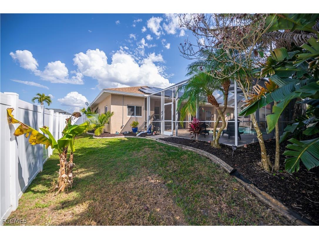 1230 SE 3rd Avenue Cape Coral FL 33990 2026010570 image23