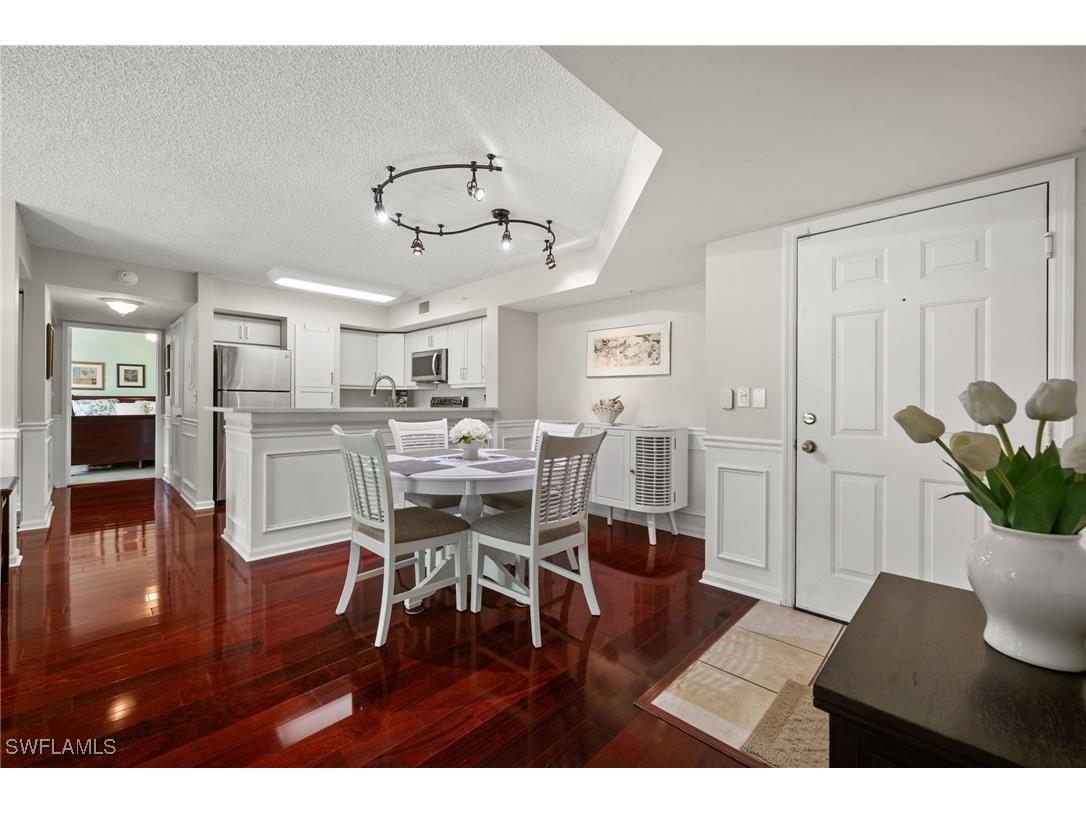 1230 Wildwood Lakes Boulevard #102 Naples FL 34104 225066960 image10