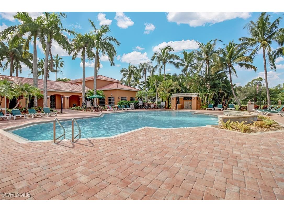 1230 Wildwood Lakes Boulevard #102 Naples FL 34104 225066960 image32
