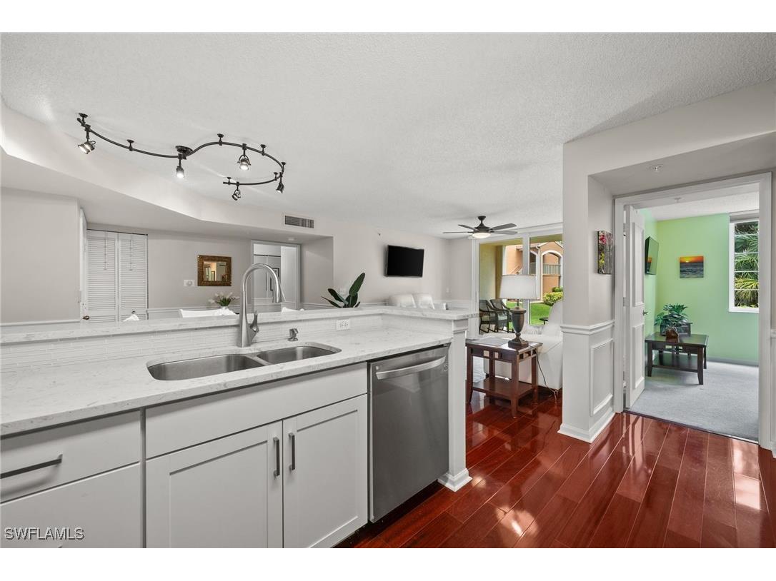 1230 Wildwood Lakes Boulevard #102 Naples FL 34104 225066960 image7