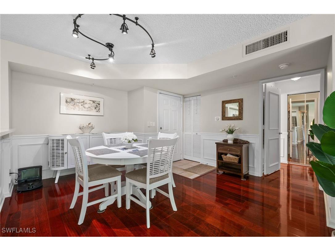 1230 Wildwood Lakes Boulevard #102 Naples FL 34104 225066960 image9