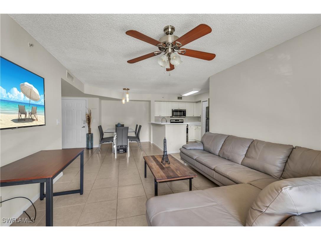 1230 Wildwood Lakes Boulevard #105 Naples FL 34104 225076654 image10