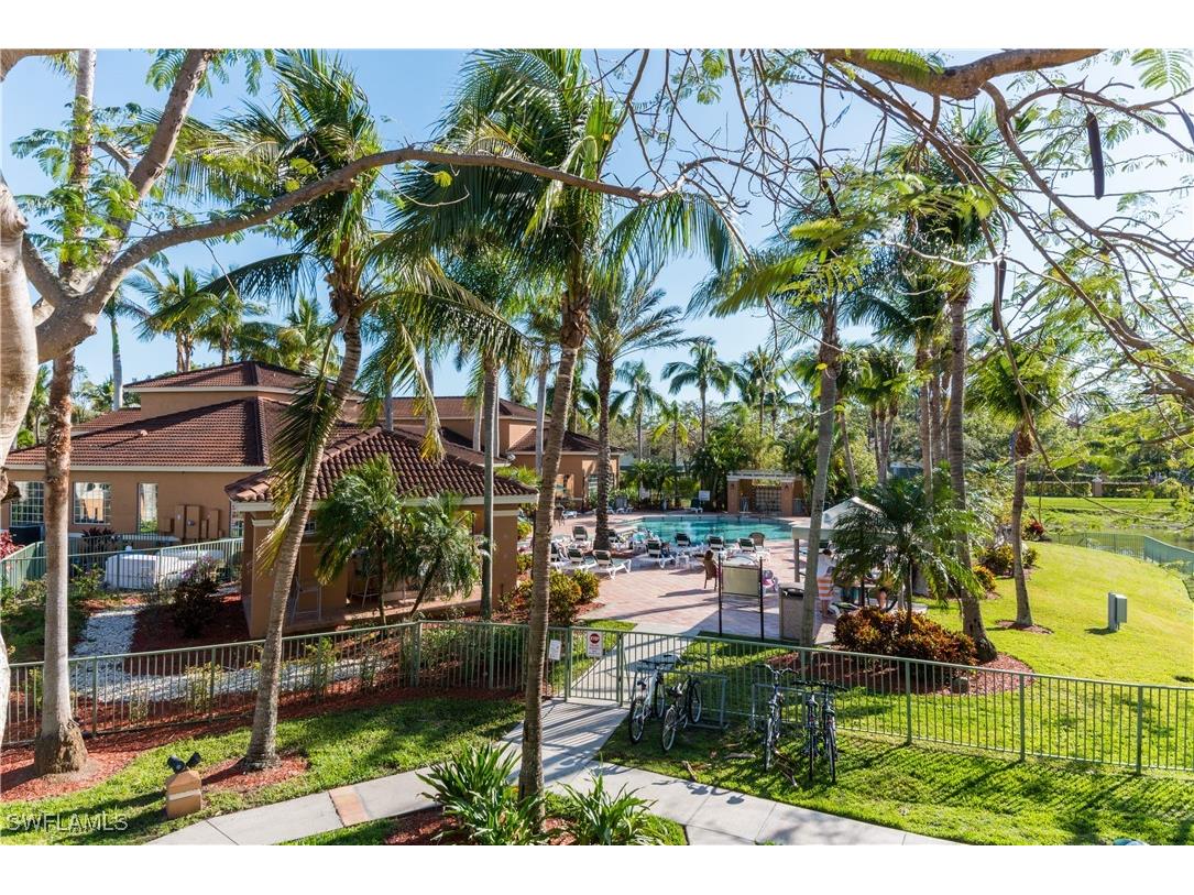 1230 Wildwood Lakes Boulevard #105 Naples FL 34104 226003807 image6