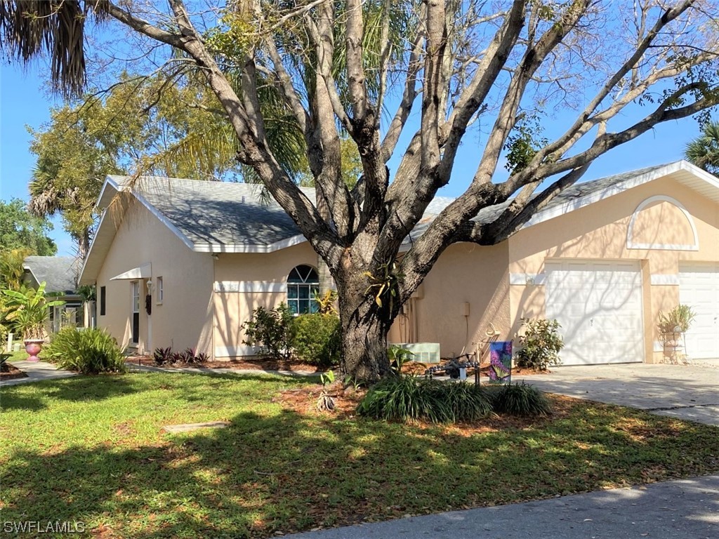 12303 Londonderry Lane Bonita Springs FL 34135 223085246 image1