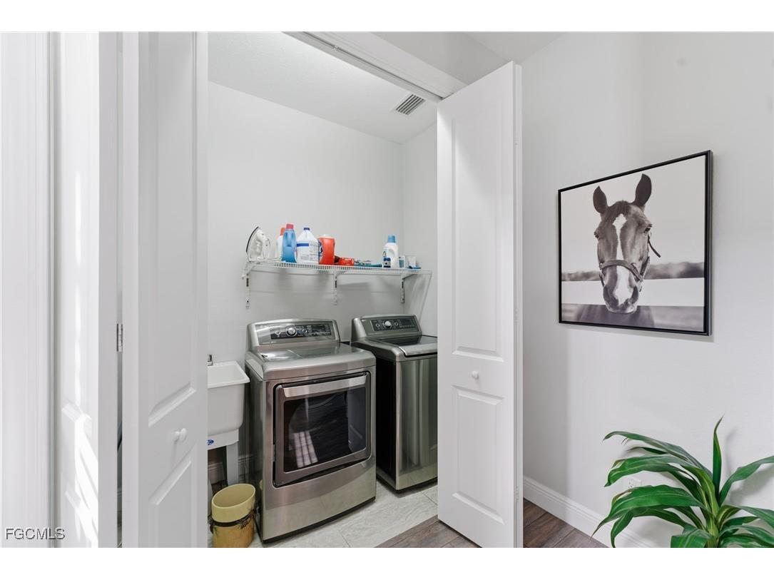 12304 Boat Shell Drive Matlacha Isles FL 33991 2025020052 image9