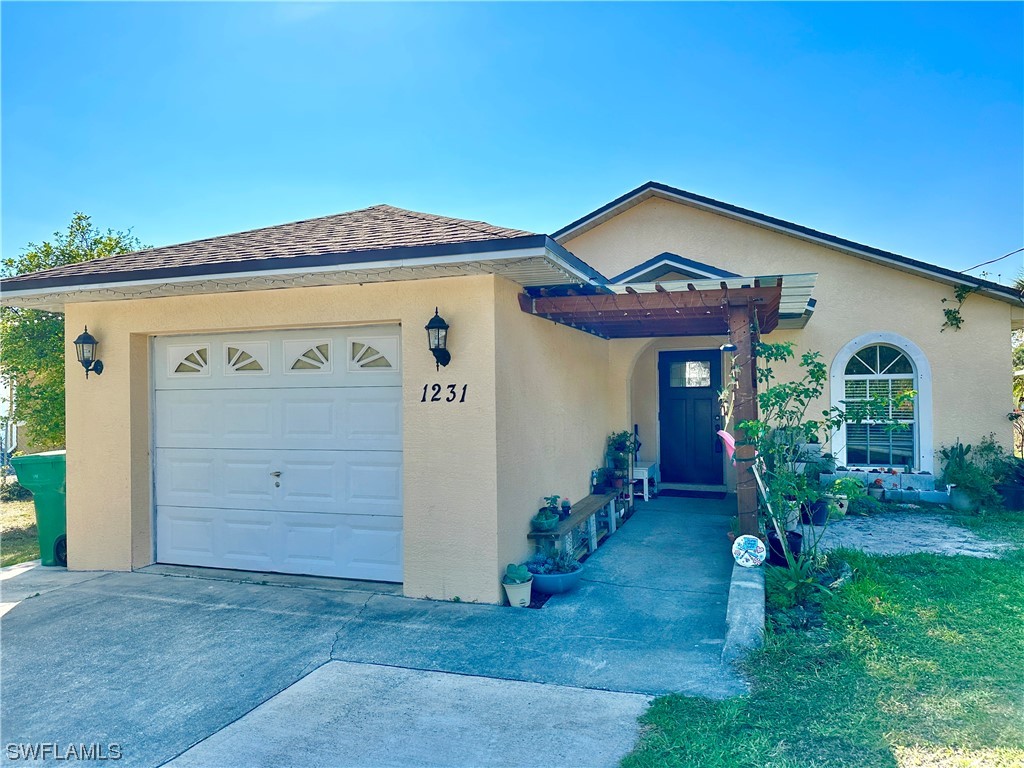 1231 19th Street SW Naples FL 34117 223016125 image1