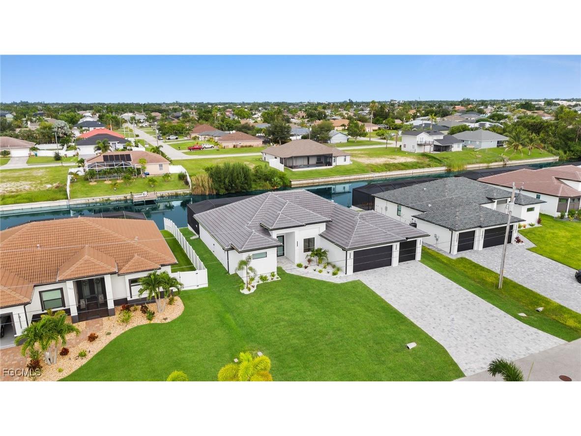 1231 SW 28th Terrace Cape Coral FL 33914 2025002890 image1