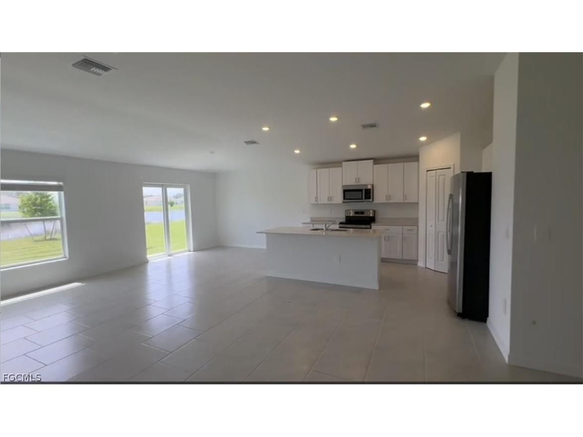 12312 Amber Waves Road Lehigh Acres FL 33974 2026007810 image5