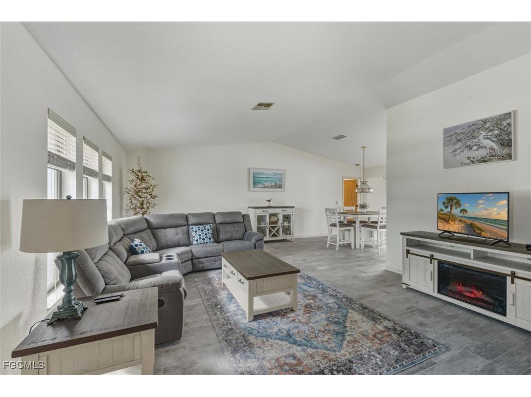 12314 Kneeland Terrace Port Charlotte FL 33981 2025019660 image10