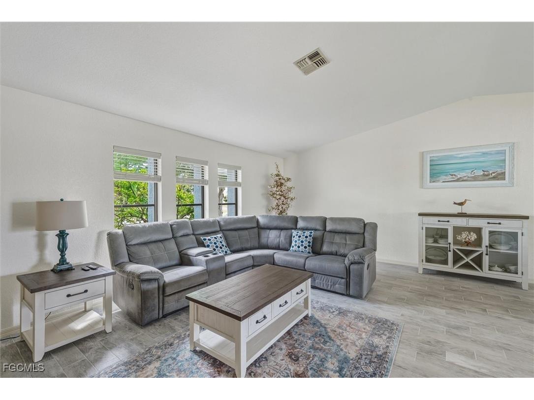 12314 Kneeland Terrace Port Charlotte FL 33981 2025019660 image12