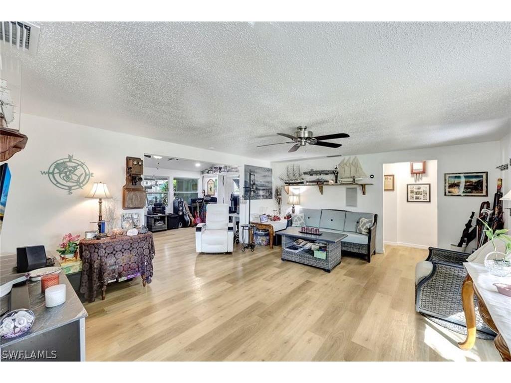 12315 Davis Boulevard Fort Myers FL 33905 226010187 image3