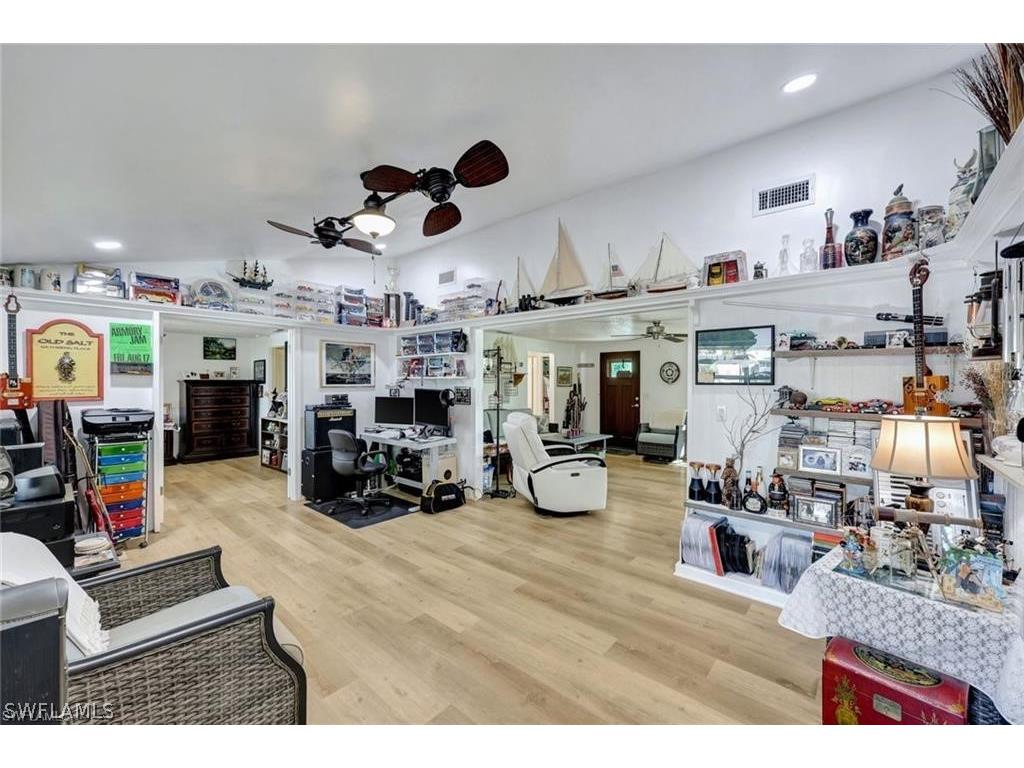 12315 Davis Boulevard Fort Myers FL 33905 226010187 image8