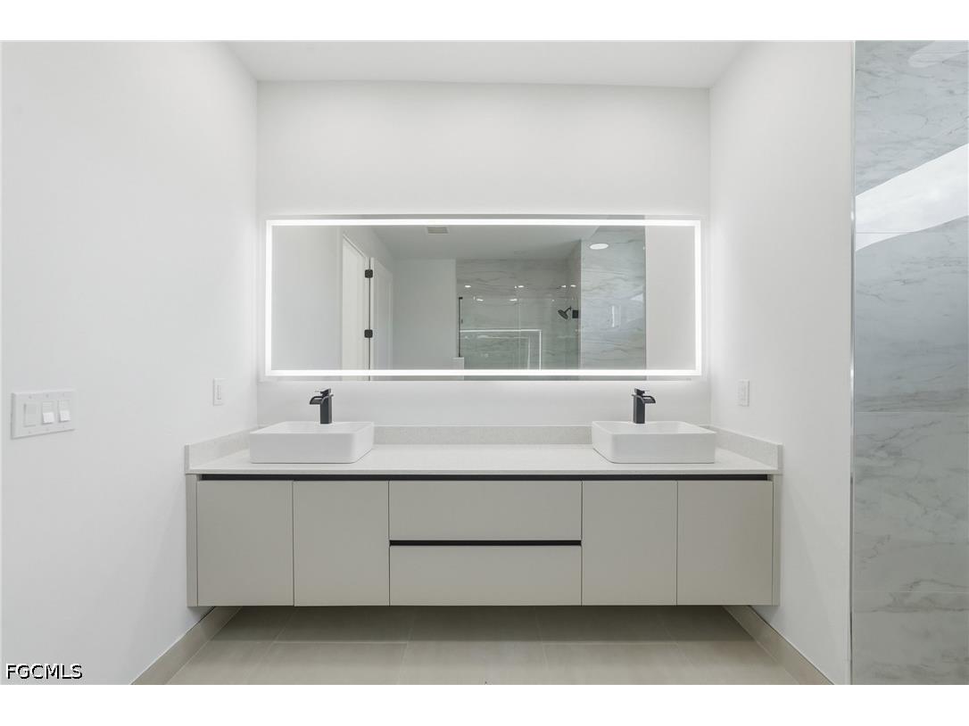 1232 Hancock Bridge Parkway Cape Coral FL 33990 2026027841 image22