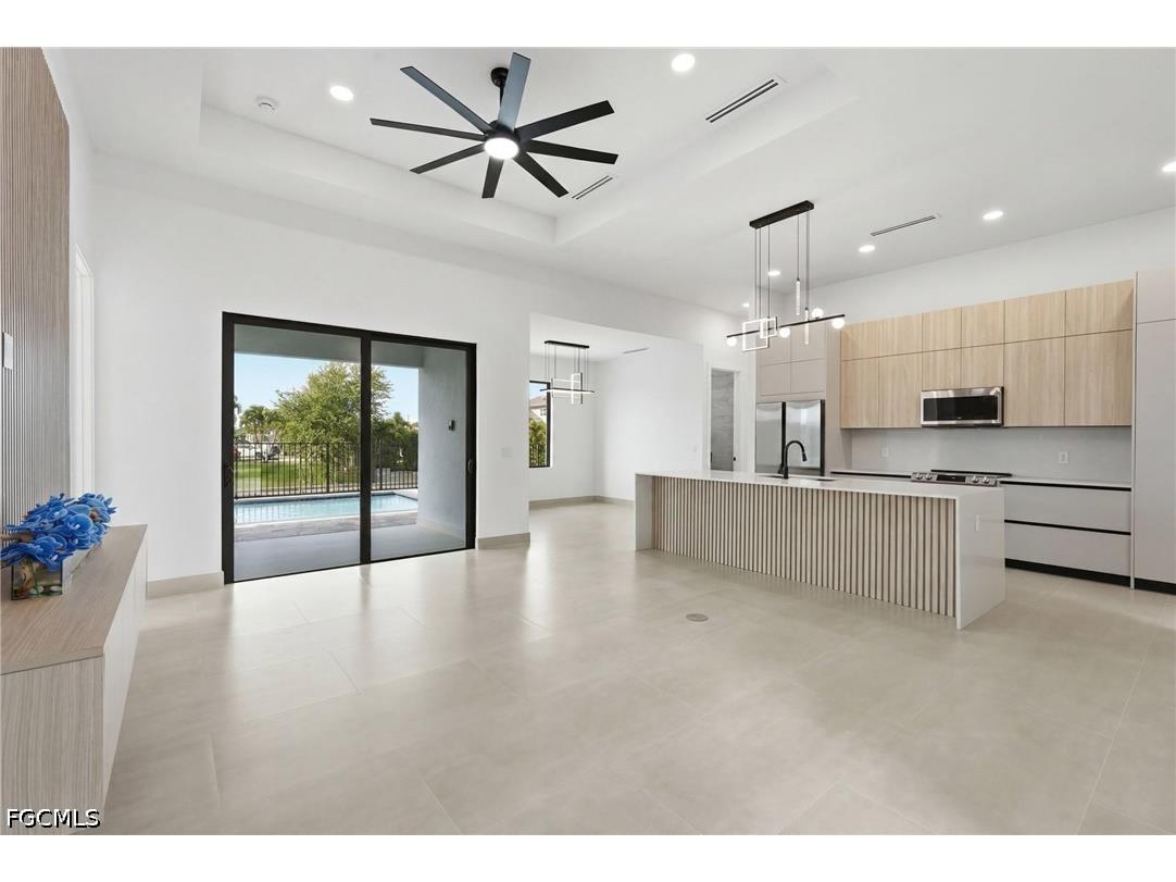 1232 Hancock Bridge Parkway Cape Coral FL 33990 2026027841 image8
