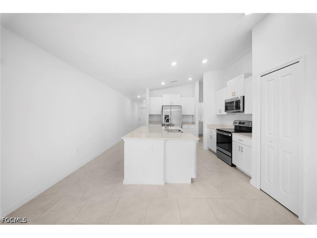 12321 Dakota Ridge Place Lehigh Acres FL 33974 2026024667 image7