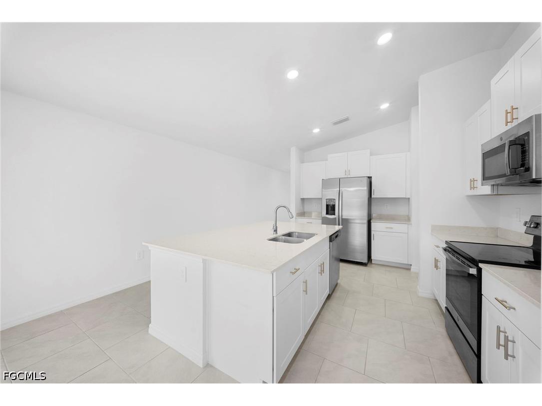 12321 Dakota Ridge Place Lehigh Acres FL 33974 2026024667 image8