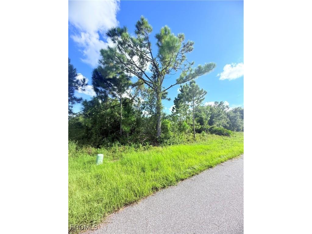 12325 Edwards Road Port Charlotte FL 33981 2025007129 image1