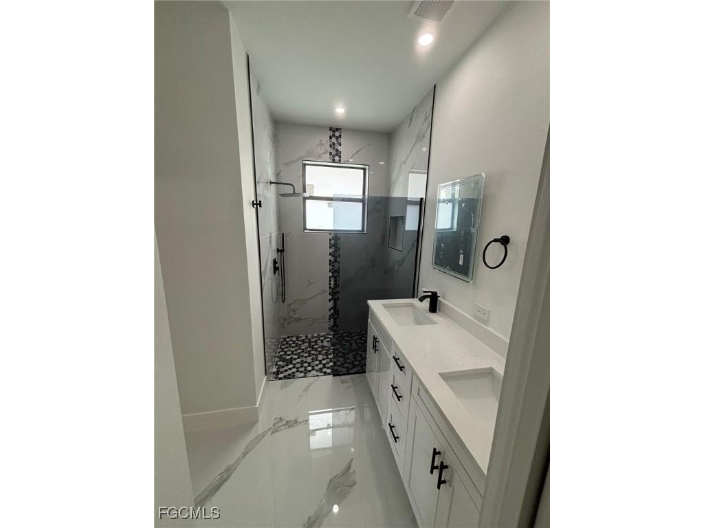 1233 Augusta St E Lehigh Acres FL 33974 2025010987 image13