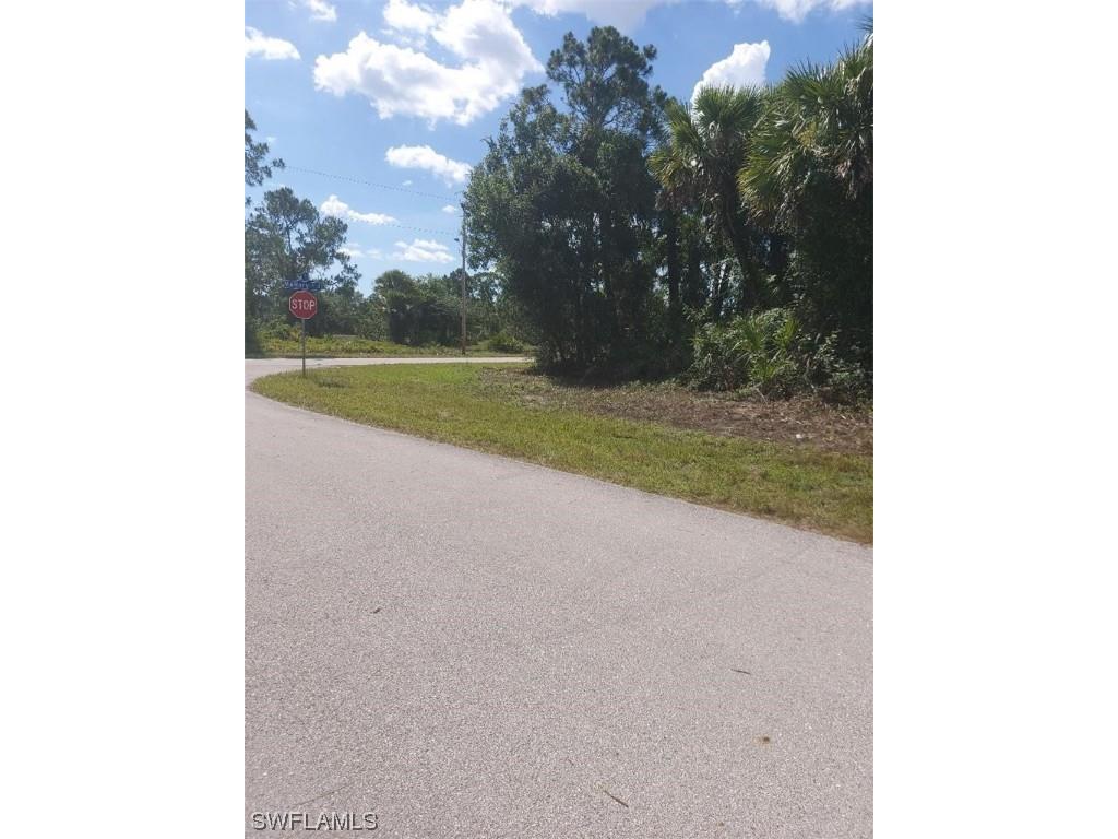 1233 Cresent Street E Lehigh Acres FL 33974 223043434 image1