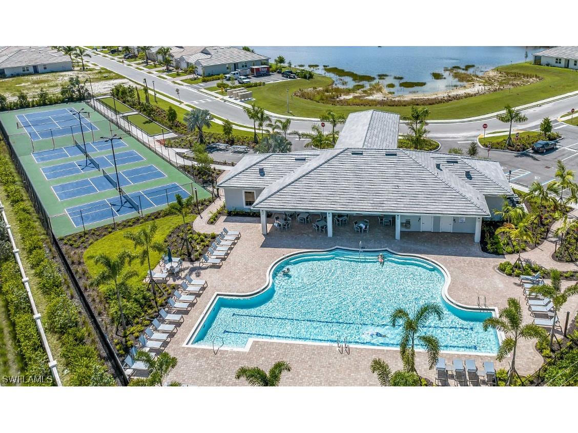 1233 Enbrook Loop Naples FL 34114 223014675 image1