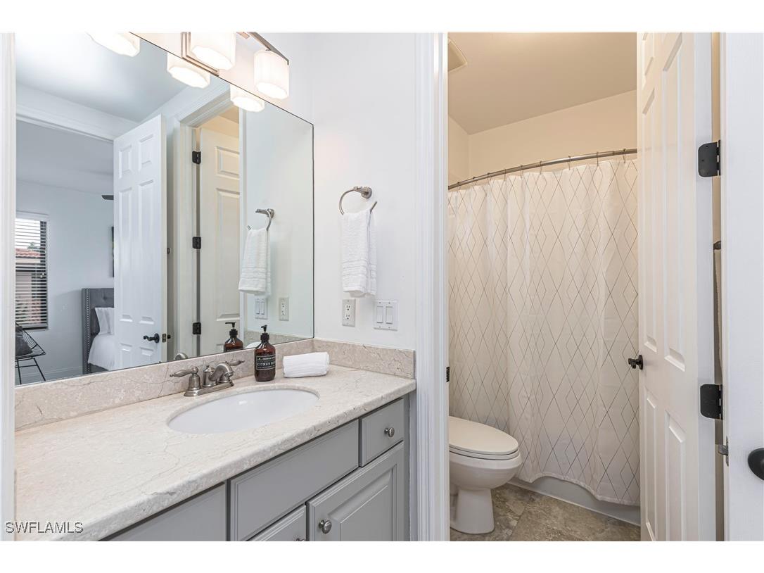 1233 Kendari Terrace Naples FL 34113 225079507 image13