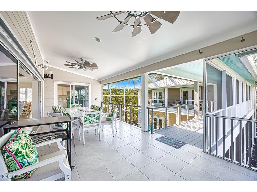 1233 Middle Gulf Drive Sanibel FL 33957 2025026420 image23