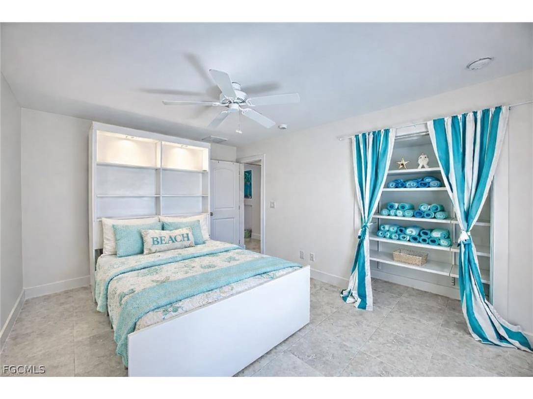 1233 Middle Gulf Drive Sanibel FL 33957 2025026420 image31