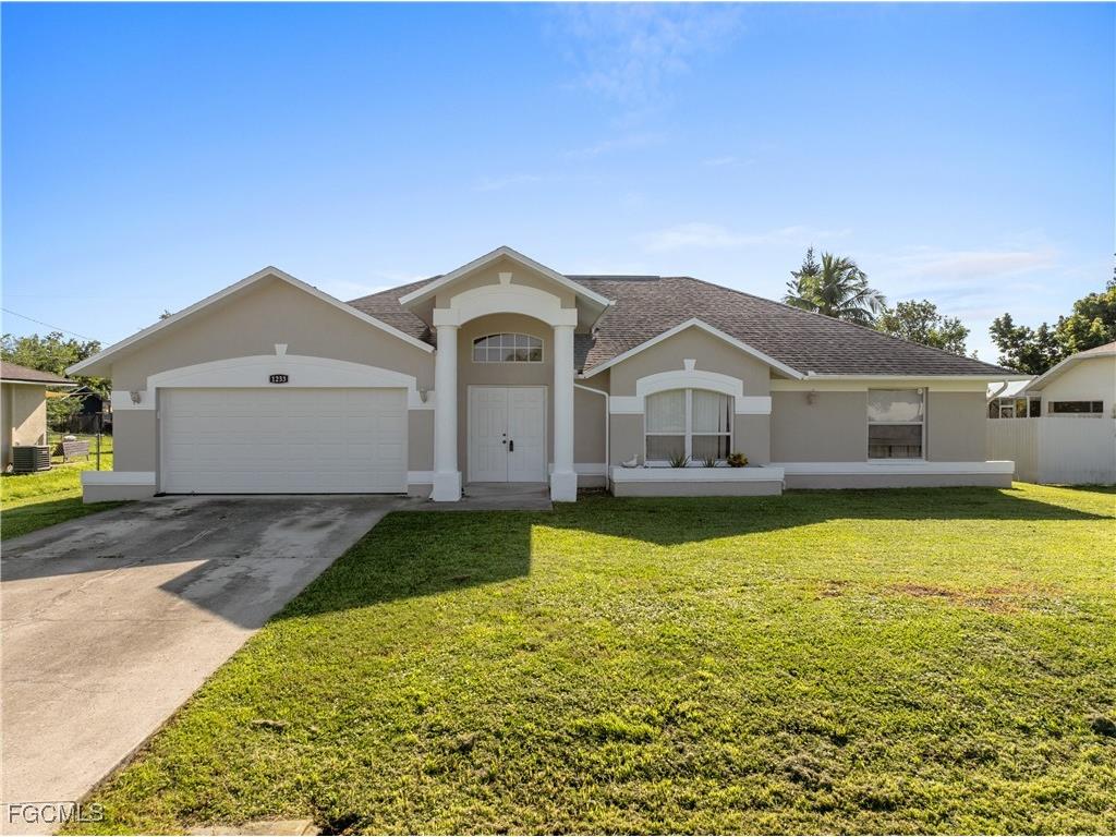 1233 SE 23rd Avenue Cape Coral FL 33990 2025010562 image1