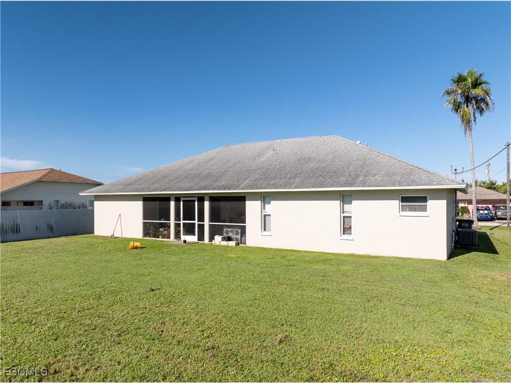 1233 SE 23rd Avenue Cape Coral FL 33990 2025010562 image10