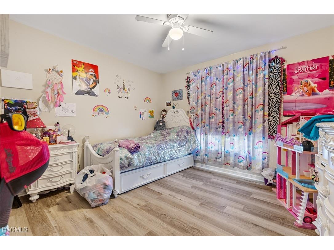 1233 SE 23rd Avenue Cape Coral FL 33990 2025010562 image18