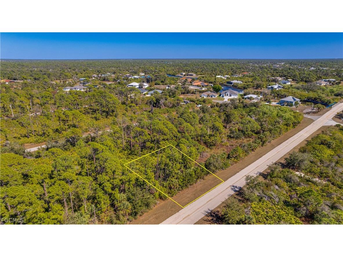 12332 Eisenhower Drive Port Charlotte FL 33953 2025016263 image4