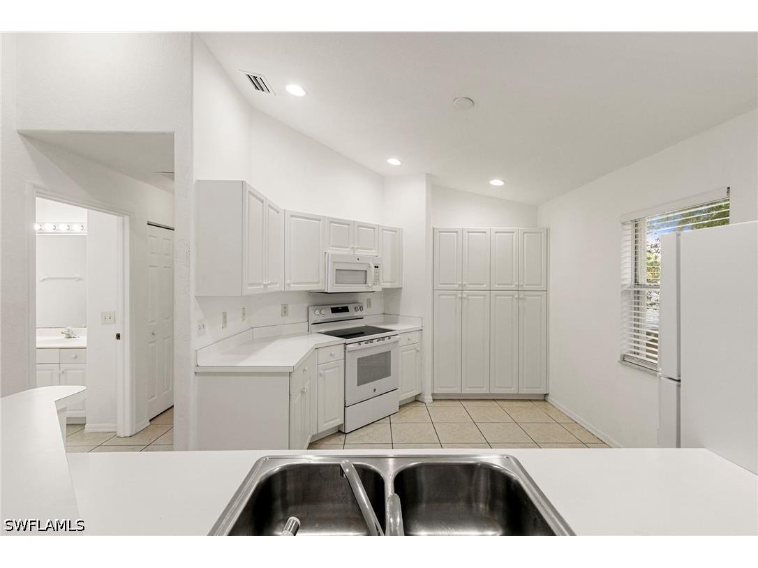 12340 Notting Hill Lane #23 Bonita Springs FL 34135 226020459 image9