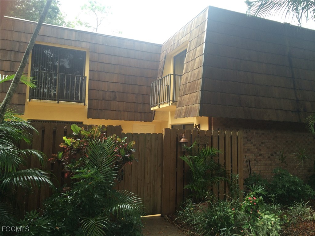 12345 Woodrose Court #2 Fort Myers FL 33907 2025006961 image1