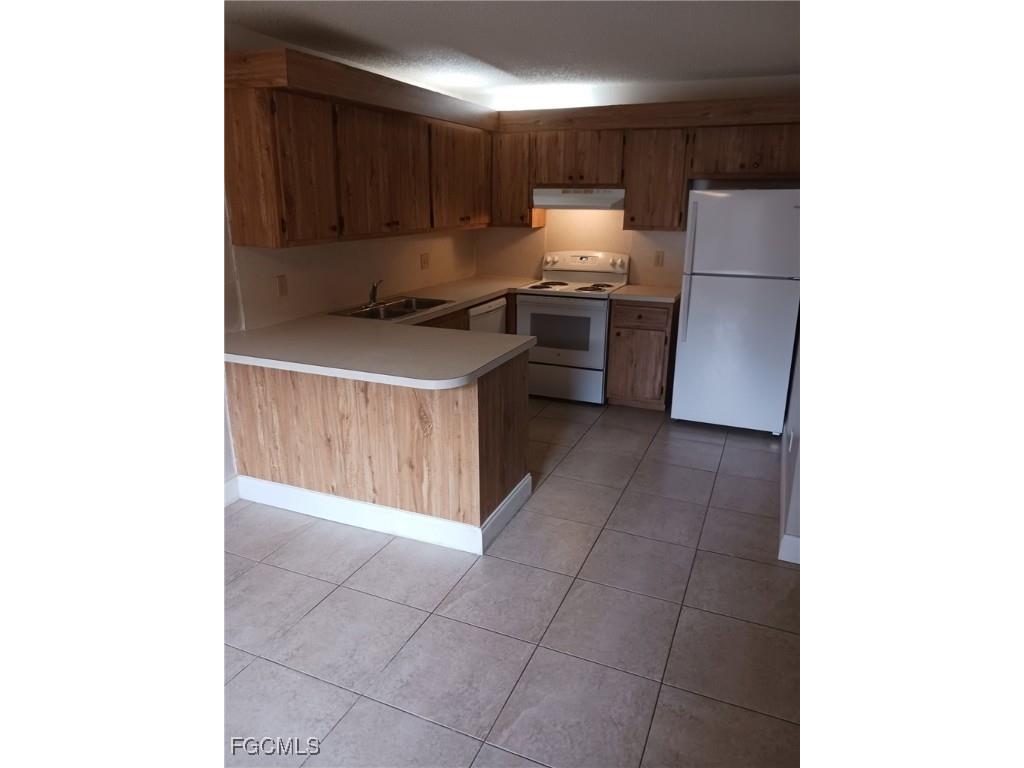 12345 Woodrose Court #2 Fort Myers FL 33907 2025006961 image5