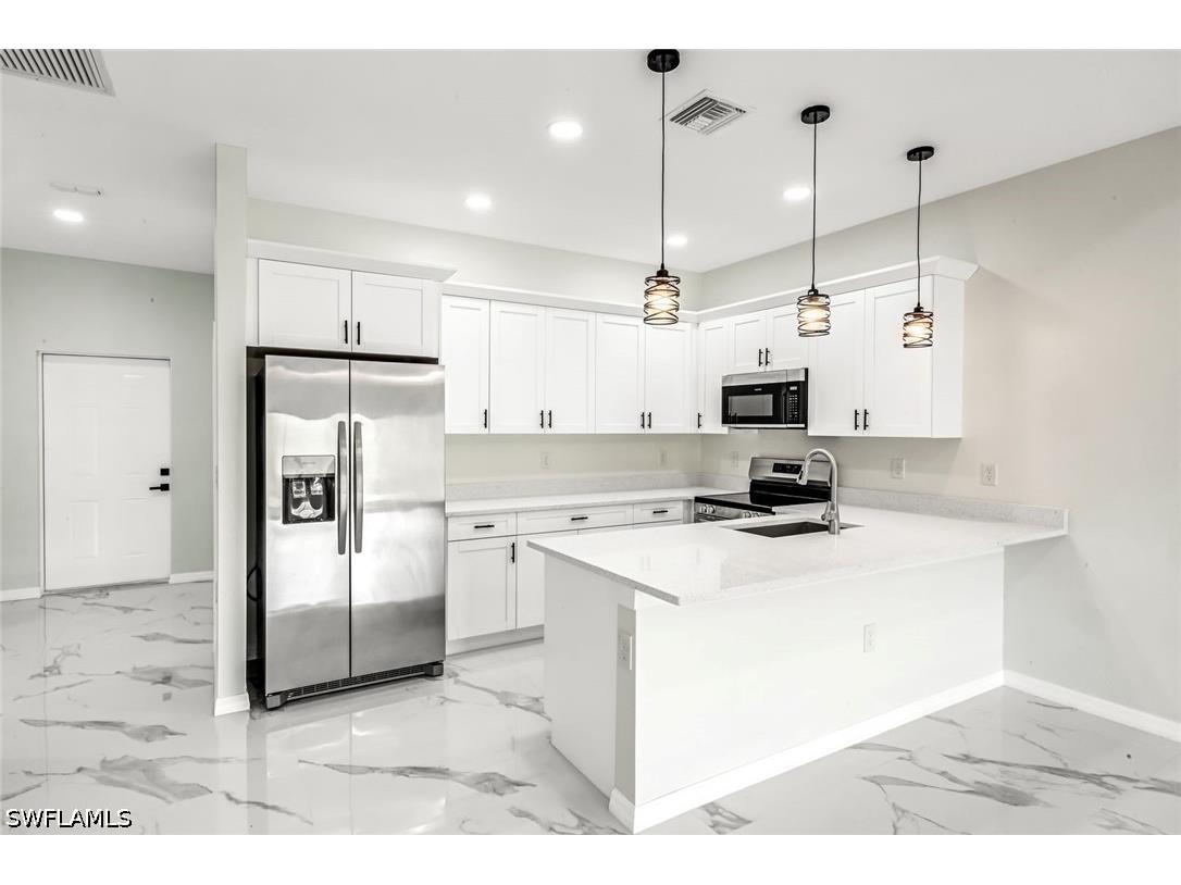 1235/1237 Hillcrest Street E Lehigh Acres FL 33974 226012720 image6
