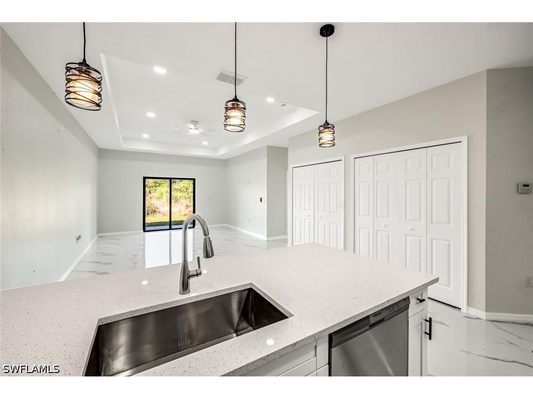 1235/1237 Hillcrest Street E Lehigh Acres FL 33974 226012720 image9