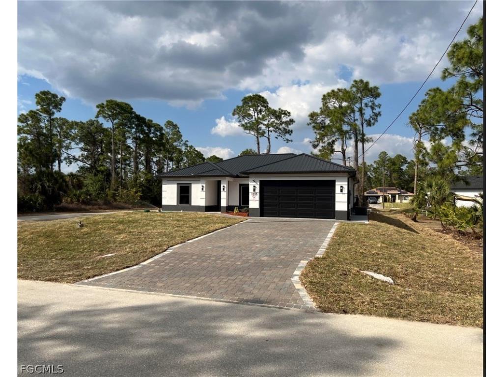 1235 Count St E Street E Lehigh Acres FL 33974 2026006131 image4