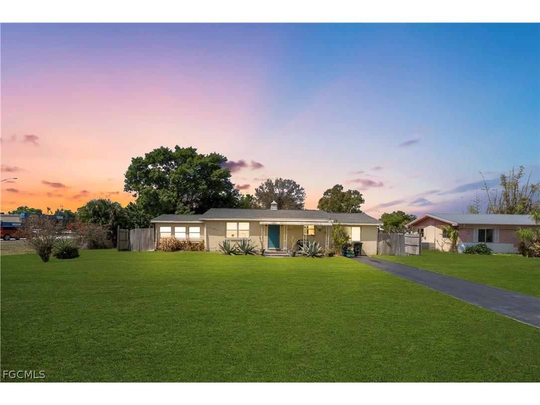1235 Joerin Avenue North Fort Myers FL 33903 2026012134 image1