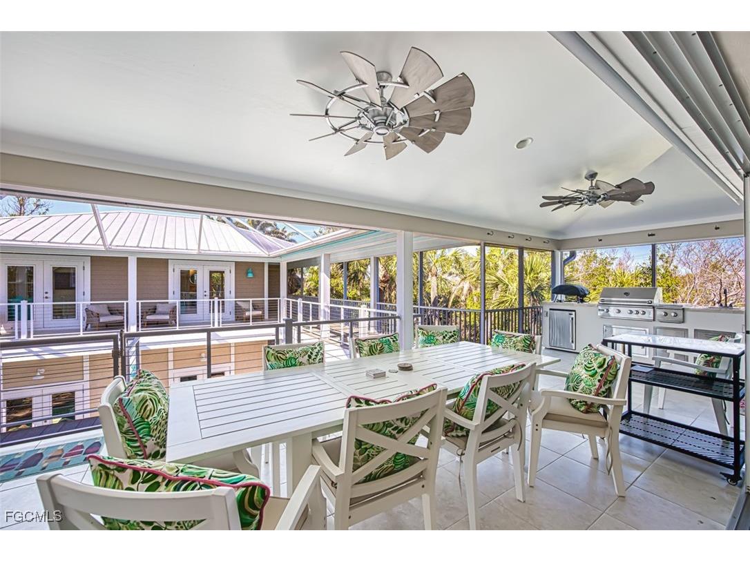 1233/1235 Middle Gulf Drive Sanibel FL 33957 2025026420 image17