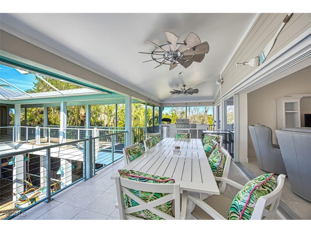 1233/1235 Middle Gulf Drive Sanibel FL 33957 2025026420 image21