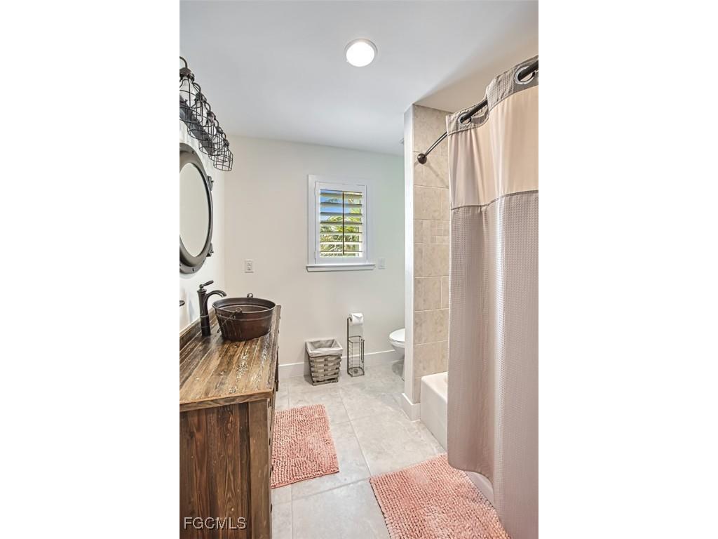 1233/1235 Middle Gulf Drive Sanibel FL 33957 2025026420 image29